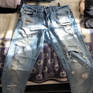 ZARA Distressed Carrot Fit Jeans